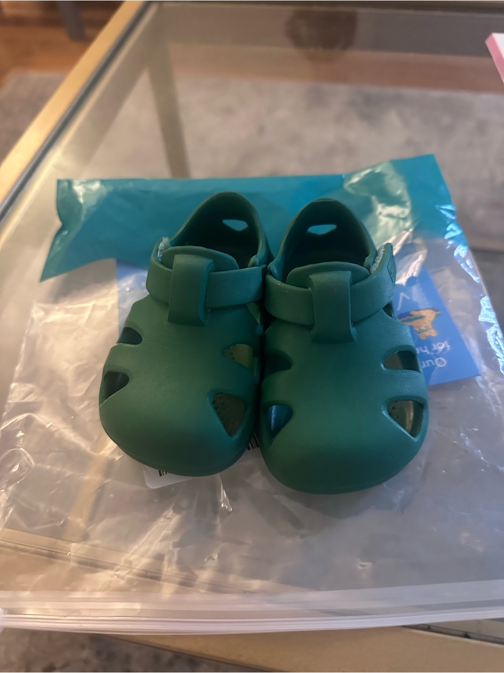 Ten Little Splash Sandals - Picture 4 of 4